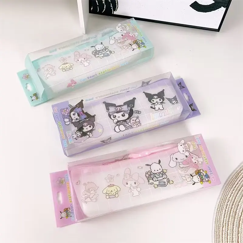 Прозрачная сумка для карандашей Melody Kuromi с двусторонним принтом, канцелярские принадлежности, вместительная портативная косметичка, канцелярская сумка
Прозрачная сумка для карандашей Melody Kuromi с двусторонним принтом, канцелярские принадлежности, вместительная портативная косметичка, канцелярская сумка