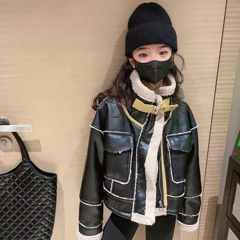 Girls Plush Lining PU Leather Drop Shoulder Short Jacket Children Padded Warm Zip Up Top Little Girl Korean Winter Warm Coat
Girls Plush Lining PU Leather Drop Shoulder Short Jacket Children Padded Warm Zip Up Top Little Girl Korean Winter Warm Coat