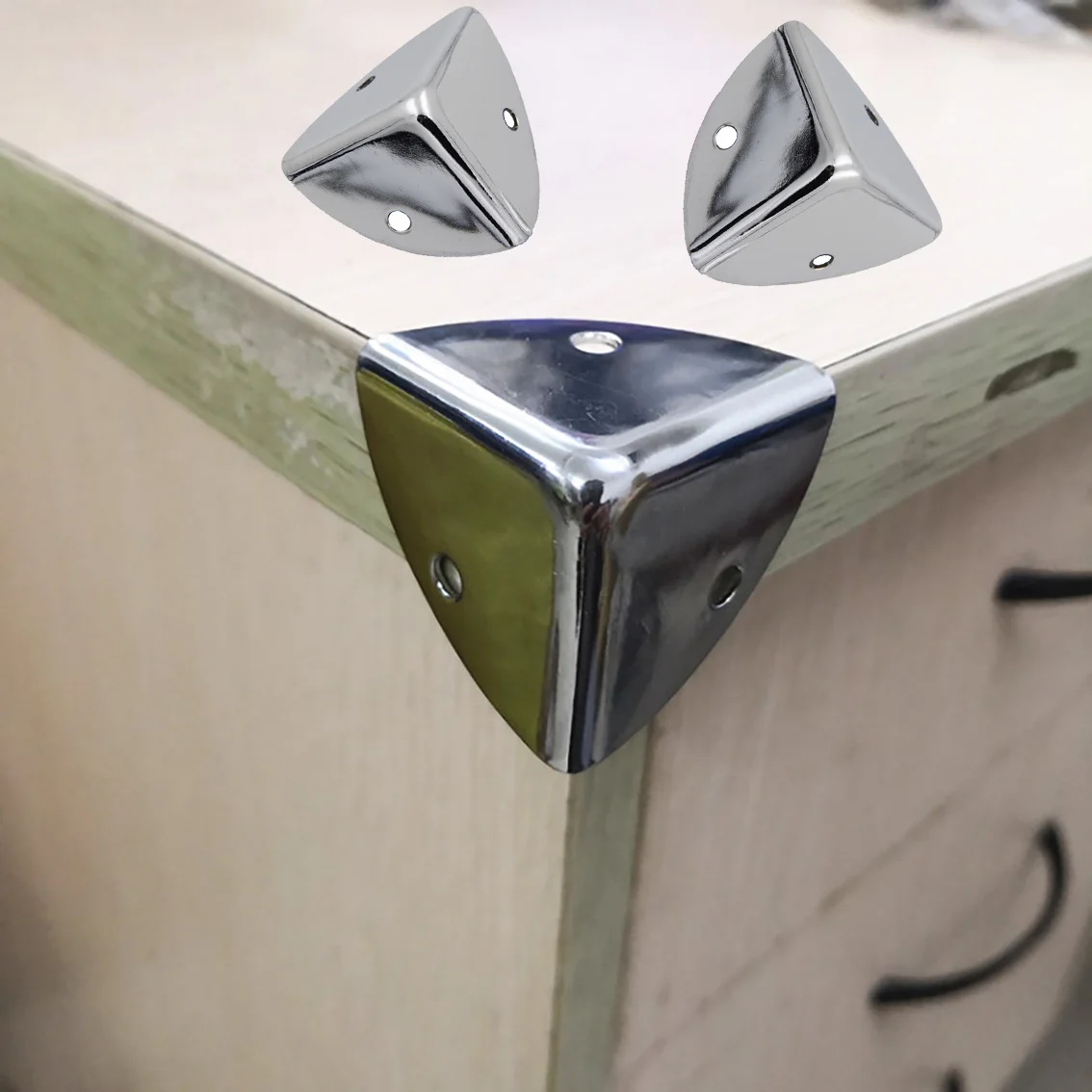 2Pcs Iron Corner Protector 35mm Gift Box Wooden Boxanti-Collision Decorative Corner Table Corner Edge Protection Cover 
2Pcs Iron Corner Protector 35mm Gift Box Wooden Boxanti-Collision Decorative Corner Table Corner Edge Protection Cover