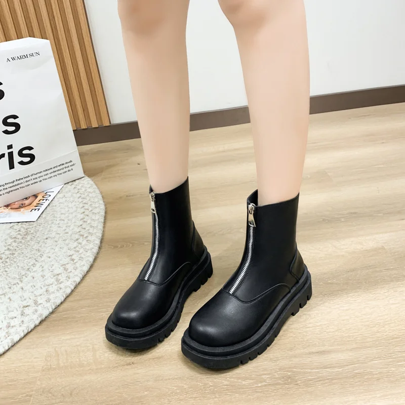 Boots for Women Autumn 2022 New Women Round Toe Thick Heel Women Boots Zipper Short Boots Platform Boots Trendy Shoes
Boots for Women Autumn 2022 New Women Round Toe Thick Heel Women Boots Zipper Short Boots Platform Boots Trendy Shoes