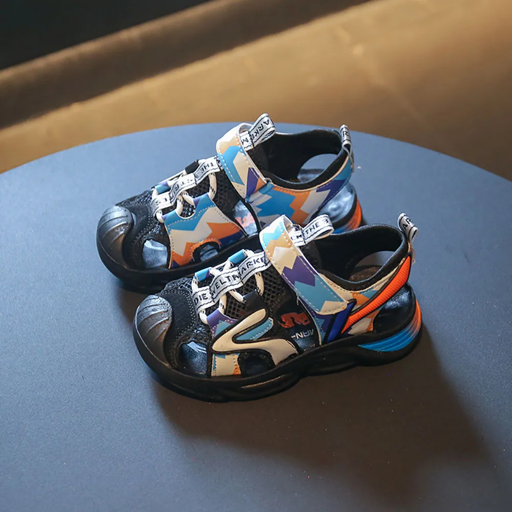 Летние спортивные сандалии для мальчиков, модная спортивная обувь в стиле пэчворк, ажурная нескользящая обувь для подростков, прогулок, бег...
Летние спортивные сандалии для мальчиков, модная спортивная обувь в стиле пэчворк, ажурная нескользящая обувь для подростков, прогулок, бег...
