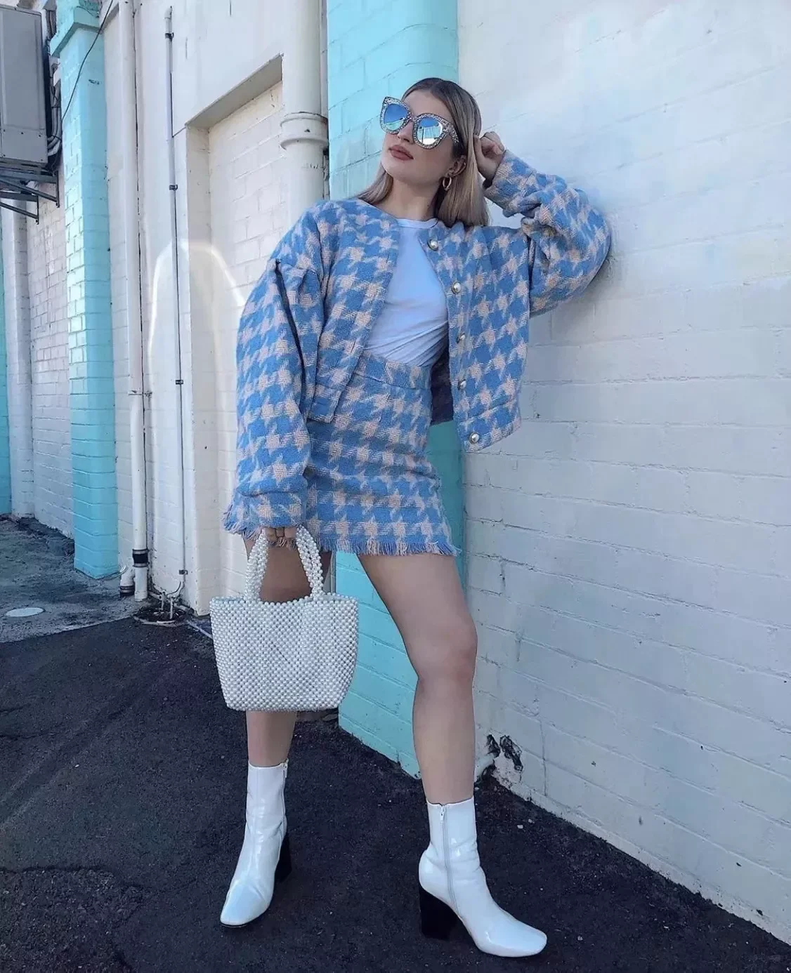 Vintage High Waist Mini Short Skirts Long Sleeve Suitssweet Women Pearl Button Black Check Gingham Plaid Blazer 2 Pieces Set
Vintage High Waist Mini Short Skirts Long Sleeve Suitssweet Women Pearl Button Black Check Gingham Plaid Blazer 2 Pieces Set