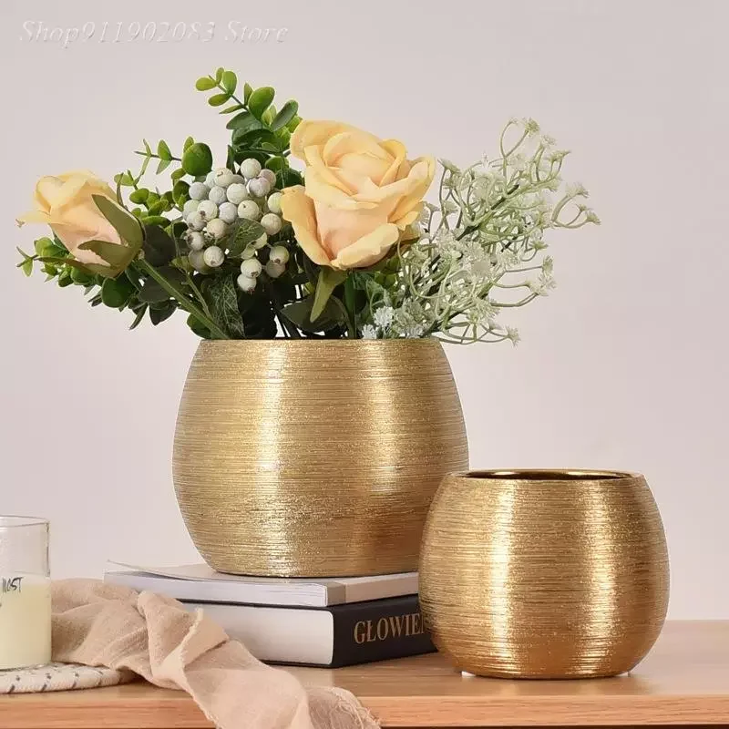 NEW2023 Golden Ceramic Vase Drawing Stripe Round Shape Flowerpot Vase Arrangement Hydroponics Accessories Household Vases
NEW2023 Golden Ceramic Vase Drawing Stripe Round Shape Flowerpot Vase Arrangement Hydroponics Accessories Household Vases