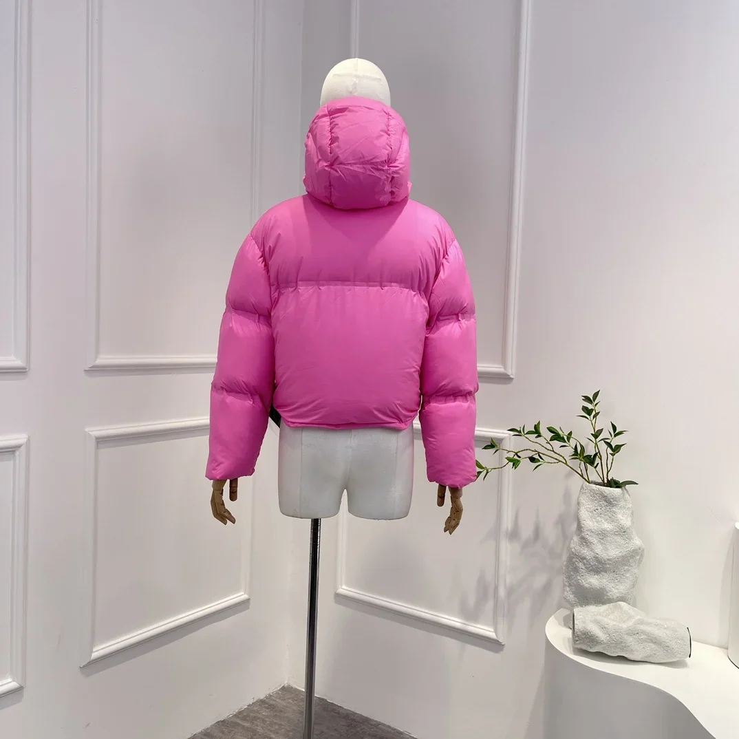 Female White Goose Feather Short Down Jacket Luxury High Quality Hoodies Adjust Long Sleeve Solid Color 2023 Winter Warm Coat
Female White Goose Feather Short Down Jacket Luxury High Quality Hoodies Adjust Long Sleeve Solid Color 2023 Winter Warm Coat