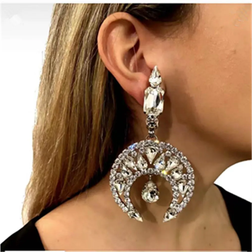 Stunning Crystal Big Moon Pendant Drop Dangle Earrings Wedding Jewelry for Women Luxury Rhinestone Geometric Water Drop Earrings
Stunning Crystal Big Moon Pendant Drop Dangle Earrings Wedding Jewelry for Women Luxury Rhinestone Geometric Water Drop Earrings