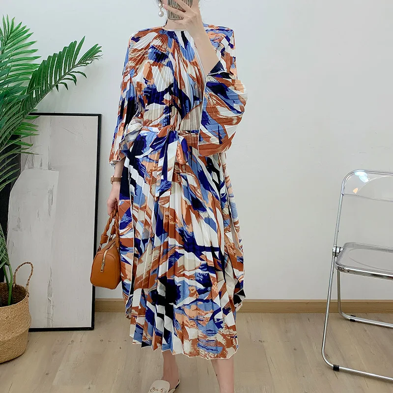 Платье женское Плиссированное с разрезом, модное повседневное приталенное платье в Вертикальную Полоску, с принтом, на лето
Платье женское Плиссированное с разрезом, модное повседневное приталенное платье в Вертикальную Полоску, с принтом, на лето