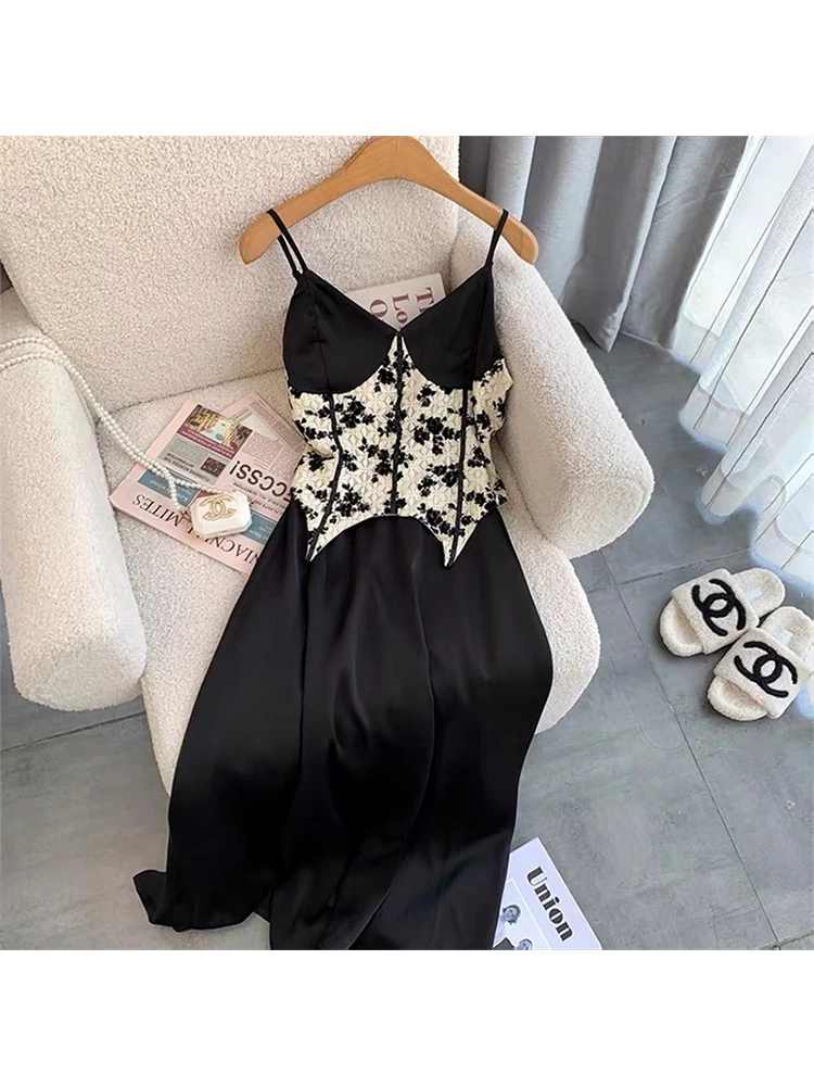 Fashion V Neck Dress Women Sleeveless Chic Black Summer A-line Vestidos Party Flower Print Patchwork Vintage Mini Frocks Ladies
Fashion V Neck Dress Women Sleeveless Chic Black Summer A-line Vestidos Party Flower Print Patchwork Vintage Mini Frocks Ladies