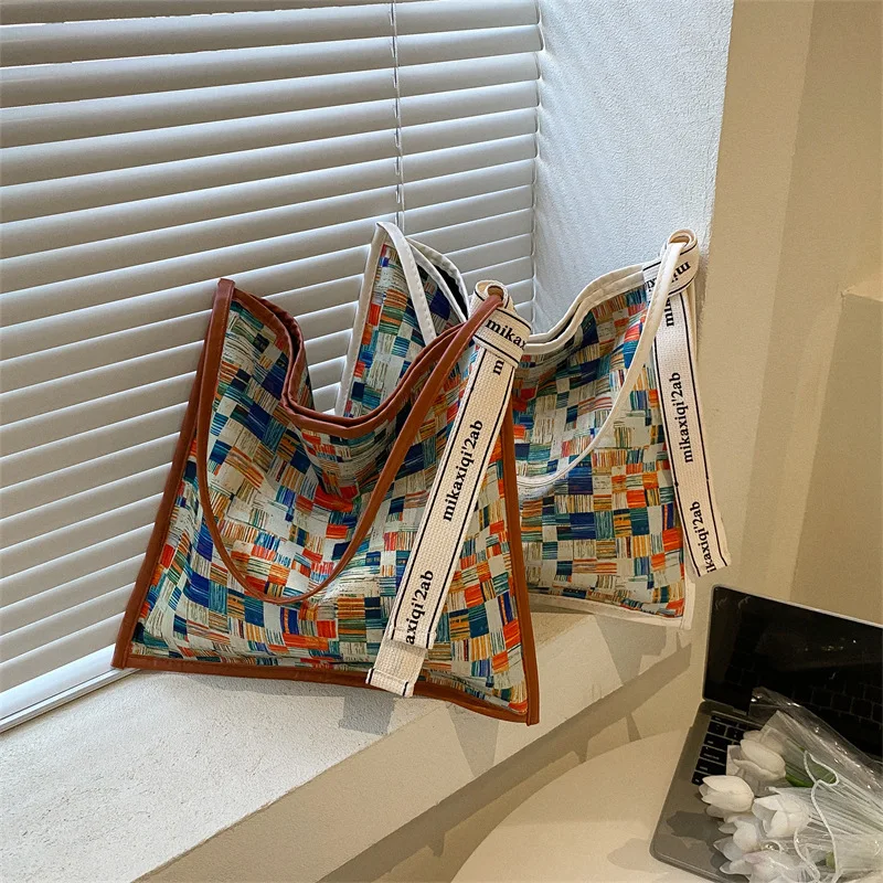 Korean high-capacity bag women's 2022 new fashion canvas bag colorful checkered tote bag leisure armpit bag
Korean high-capacity bag women's 2022 new fashion canvas bag colorful checkered tote bag leisure armpit bag