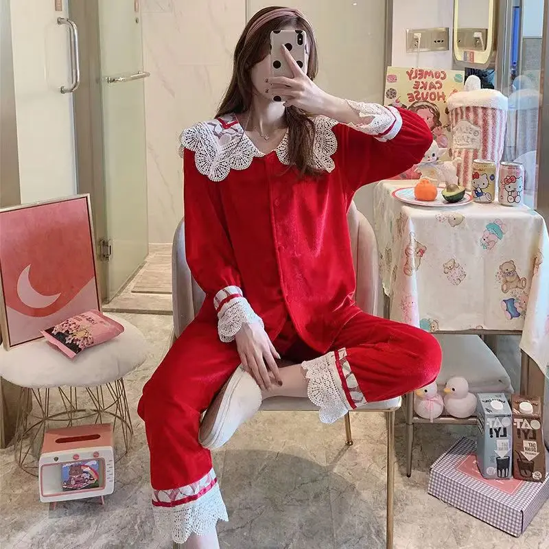 Красная Милая Хлопковая пижама для французских Женщин, домашняя одежда, Высококачественная мягкая и приятная на ощупь пижама с длинным рук... 
Красная Милая Хлопковая пижама для французских Женщин, домашняя одежда, Высококачественная мягкая и приятная на ощупь пижама с длинным рук...