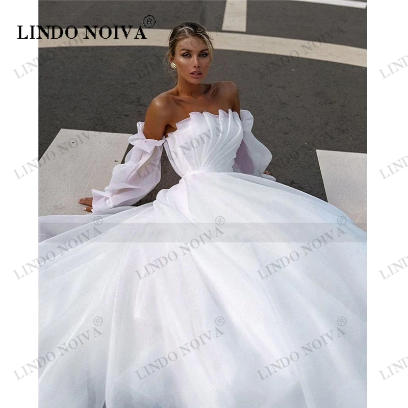 LINDO NOIVA Simple White Pleated Wedding Dresses Boho Wedding Gowns Puff Long Sleeve Bridal Dress Women Couture Spring Vestidos
LINDO NOIVA Simple White Pleated Wedding Dresses Boho Wedding Gowns Puff Long Sleeve Bridal Dress Women Couture Spring Vestidos