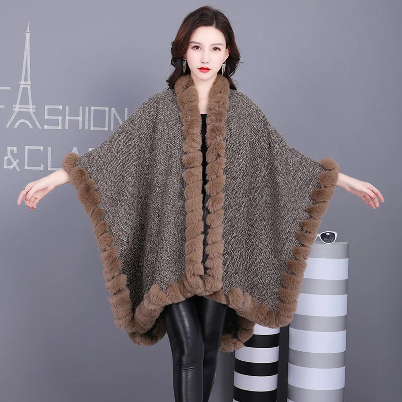 Plus Size Loose Shawl Fast Delivery Women's Winter Coats Fashion Capes Fur Collar Cloak Selling Poncho Knit Cardigan Wraps
Plus Size Loose Shawl Fast Delivery Women's Winter Coats Fashion Capes Fur Collar Cloak Selling Poncho Knit Cardigan Wraps