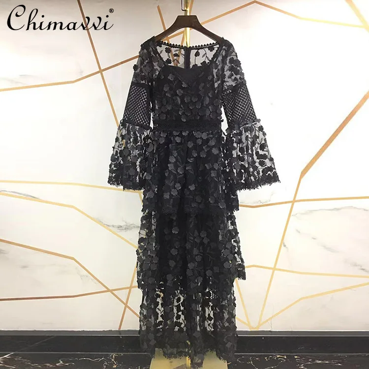 2022 Spring New Catwalk Heavy Embroidered Sexy V-neck Bell Sleeve Dress High Waist Slimming Temperament Layer Dress Dress Women
2022 Spring New Catwalk Heavy Embroidered Sexy V-neck Bell Sleeve Dress High Waist Slimming Temperament Layer Dress Dress Women