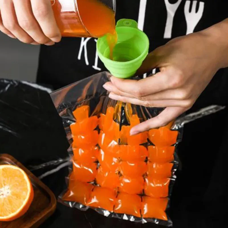 Ice Mould Disposable Portable Ice Cube Bags Transparent Faster Freezing Ice-Making Ice Bag Kitchen Gadgets Ice Cube Maker
Ice Mould Disposable Portable Ice Cube Bags Transparent Faster Freezing Ice-Making Ice Bag Kitchen Gadgets Ice Cube Maker
