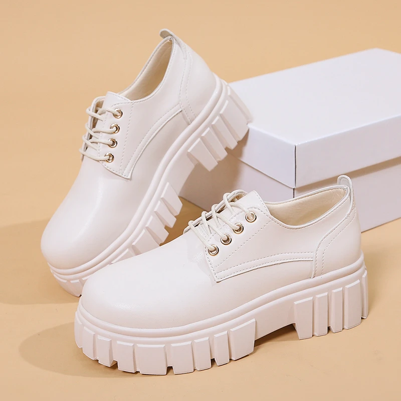 2022 Spring Women Single Shoes White Patent Leather Thick Bottom British Style Shoes Casual Comfortable Lace Up Platform Shoes
2022 Spring Women Single Shoes White Patent Leather Thick Bottom British Style Shoes Casual Comfortable Lace Up Platform Shoes