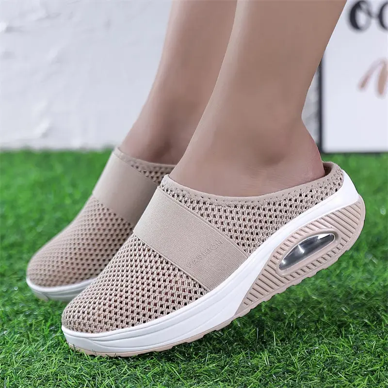 Кроссовки без шнурков женские, легкие спортивные брендовые роскошные белые, 2022, 1229
Кроссовки без шнурков женские, легкие спортивные брендовые роскошные белые, 2022, 1229