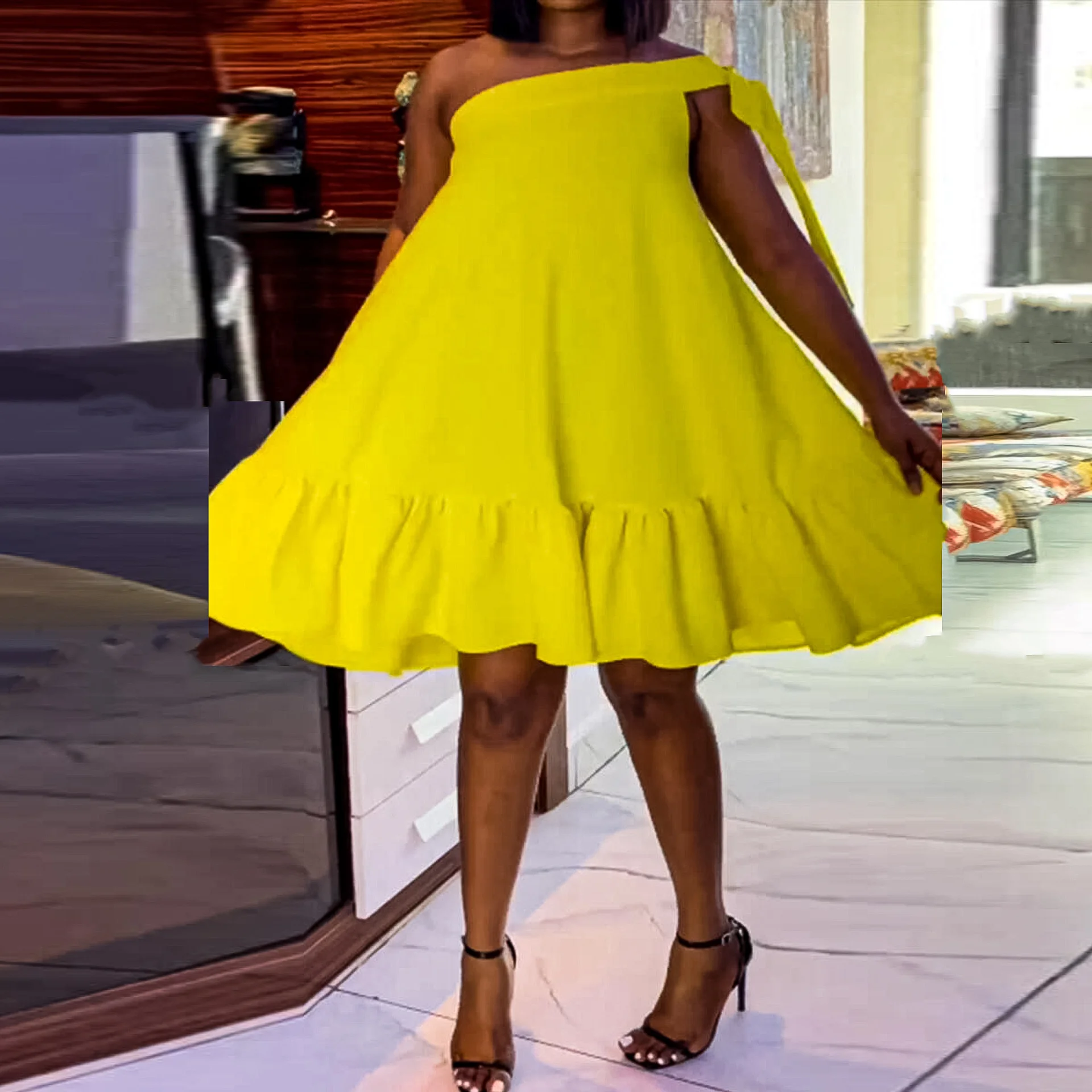 Dresses 2023 Fashion Oversized Solid Color Sexy One Shoulder Oblique Collar Ruffled Edge Panel Large Swing Dress For Women 2023
Dresses 2023 Fashion Oversized Solid Color Sexy One Shoulder Oblique Collar Ruffled Edge Panel Large Swing Dress For Women 2023