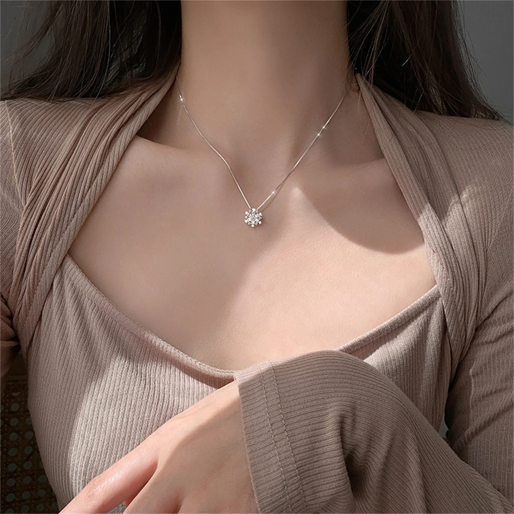 Light Luxury Zircon Snow Pendants Necklaces For Women New In Personality Cheap Items With Free Shipping Jewelry Accessories
Light Luxury Zircon Snow Pendants Necklaces For Women New In Personality Cheap Items With Free Shipping Jewelry Accessories