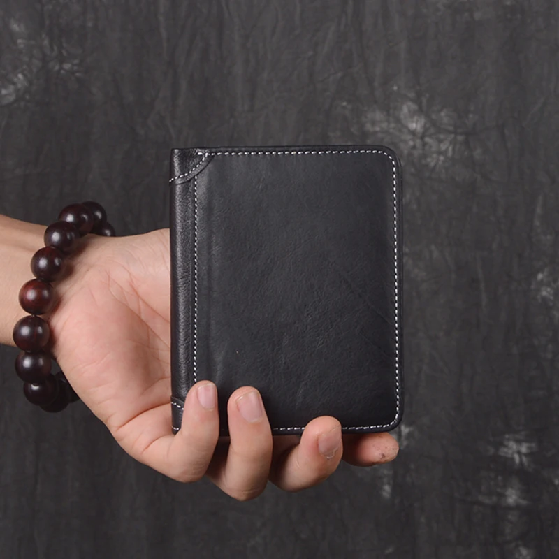 Vintage Men Foldable Small Purse Genuine Leather Design Luxury Wallet Head Layer Cowhide Short Wallet Multiple Card Slots
Vintage Men Foldable Small Purse Genuine Leather Design Luxury Wallet Head Layer Cowhide Short Wallet Multiple Card Slots