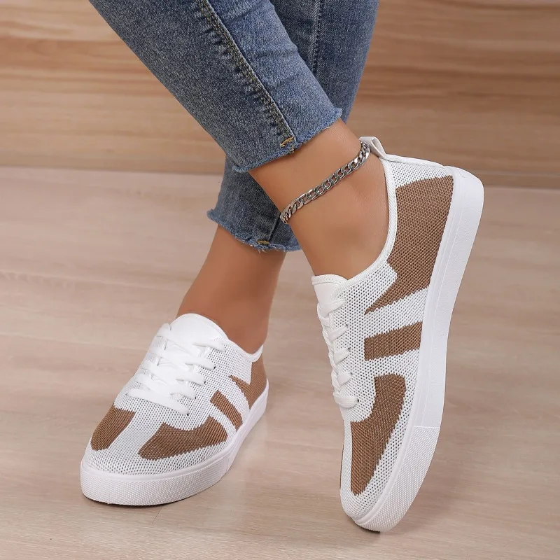 Кроссовки женские на шнуровке, Вулканизированная подошва, круглый носок, повседневная обувь на плоской подошве, разные цвета, осень 2024 
Кроссовки женские на шнуровке, Вулканизированная подошва, круглый носок, повседневная обувь на плоской подошве, разные цвета, осень 2024