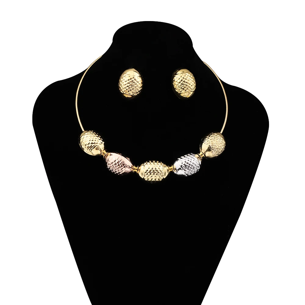 Dubai High Quality Jewelry Women's Necklace Earrings Set Color Oval Design Fashion Elegant Style Birthday Party Free Shipping
Dubai High Quality Jewelry Women's Necklace Earrings Set Color Oval Design Fashion Elegant Style Birthday Party Free Shipping