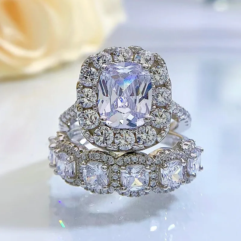 European and American popular couple electroplating platinum engagement ladies combination ring
European and American popular couple electroplating platinum engagement ladies combination ring