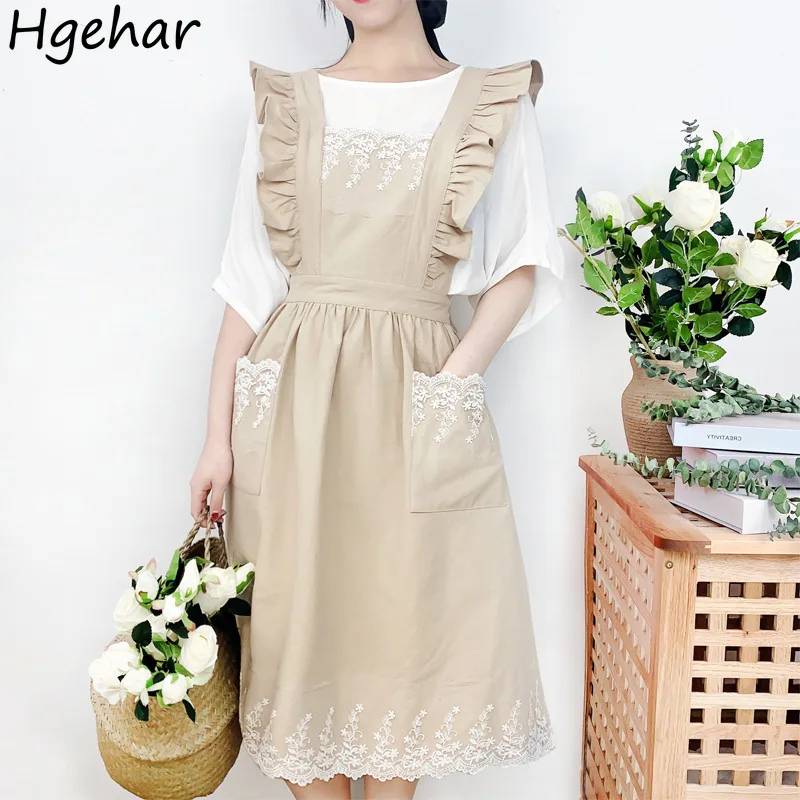 Sleeveless Lace Aprons Baking Cleaning Cooking Florist Pinafore Simple Korean Kitchen Women Apron Gardening Uniform Household
Sleeveless Lace Aprons Baking Cleaning Cooking Florist Pinafore Simple Korean Kitchen Women Apron Gardening Uniform Household