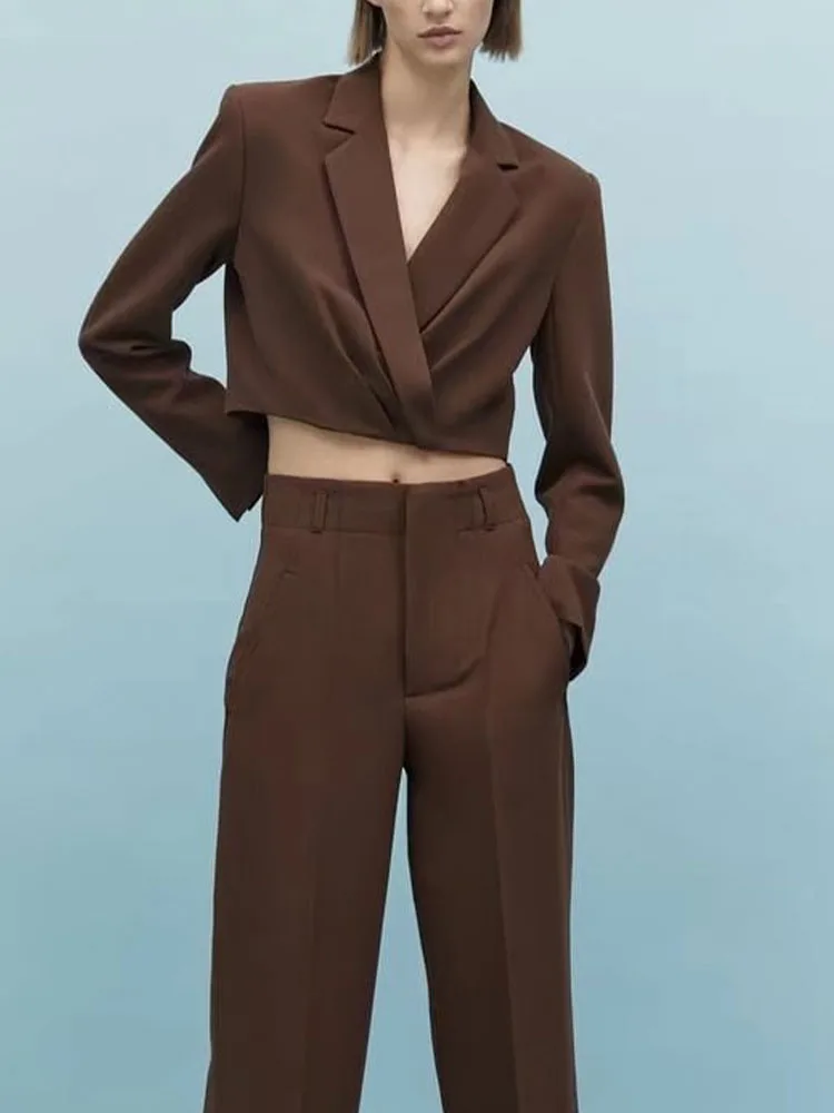 Women jacket 2022 spring New Fashion shoulder pads Cropped Blazer Coat Vintage Long Sleeve Female Outerwear Chic Femme
Women jacket 2022 spring New Fashion shoulder pads Cropped Blazer Coat Vintage Long Sleeve Female Outerwear Chic Femme