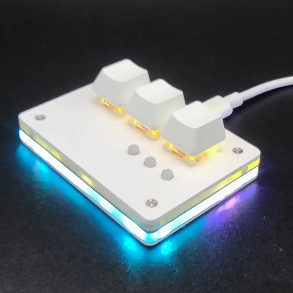 Мини-клавиатура OSU с 3 клавишами, программируемая клавиатура RGB, игровая клавиатура с красным/серебряным переключателем, механическая USB-кла...
Мини-клавиатура OSU с 3 клавишами, программируемая клавиатура RGB, игровая клавиатура с красным/серебряным переключателем, механическая USB-кла...