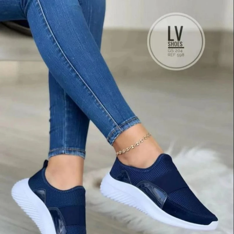 Женские кроссовки на мягкой подошве, прогулочная обувь на плоской подошве, сетчатые дышащие спортивные кроссовки, модная мягкая женская по...
Женские кроссовки на мягкой подошве, прогулочная обувь на плоской подошве, сетчатые дышащие спортивные кроссовки, модная мягкая женская по...