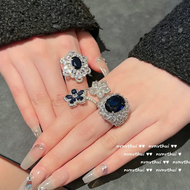 JitDoo 925 Sterling Silver Vintage Fashion Ring Women Simulation Sapphire Promise Wedding Rings Ladies Trendy Zirconia Jewelry
JitDoo 925 Sterling Silver Vintage Fashion Ring Women Simulation Sapphire Promise Wedding Rings Ladies Trendy Zirconia Jewelry