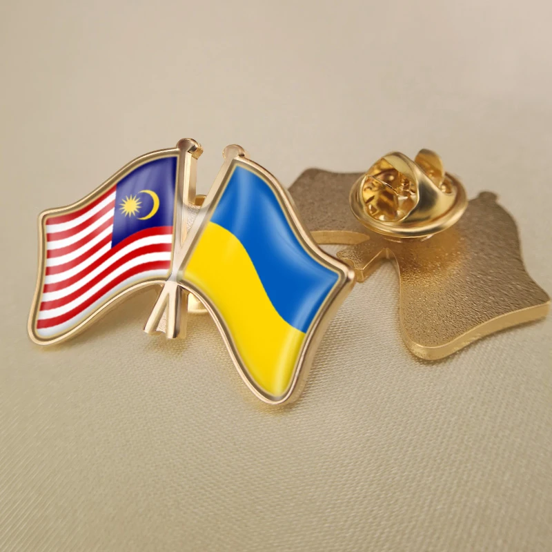 Malaysia and Ukraine Crossed Double Friendship Flags Lapel Pins Brooch Badges 
Malaysia and Ukraine Crossed Double Friendship Flags Lapel Pins Brooch Badges