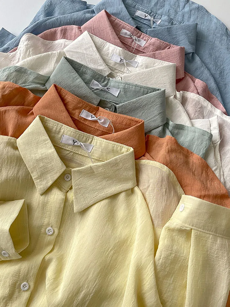 Vintage Loose Women Shirts Sun Protection 2022 New Summer Long Sleeve Single Breasted Super Thin Female Blouse
Vintage Loose Women Shirts Sun Protection 2022 New Summer Long Sleeve Single Breasted Super Thin Female Blouse