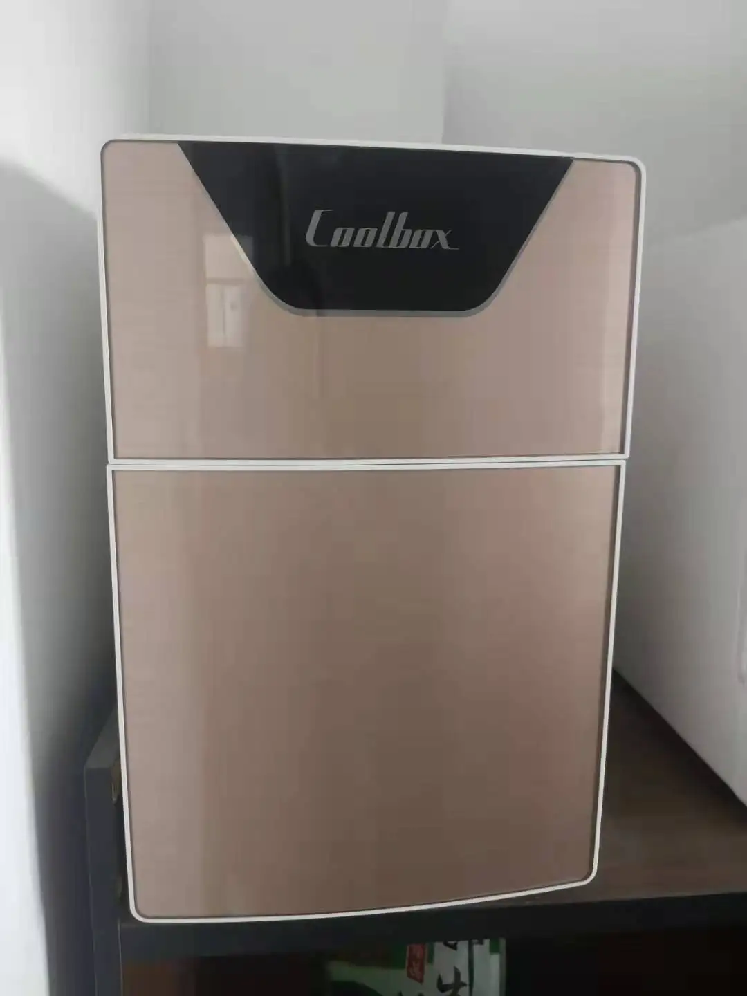 Kubao 20L Car Refrigerator Dual Use In Car and Home Dormitory Small Refrigerator Cosmetics Freezer Double Door Refrigeration
Kubao 20L Car Refrigerator Dual Use In Car and Home Dormitory Small Refrigerator Cosmetics Freezer Double Door Refrigeration