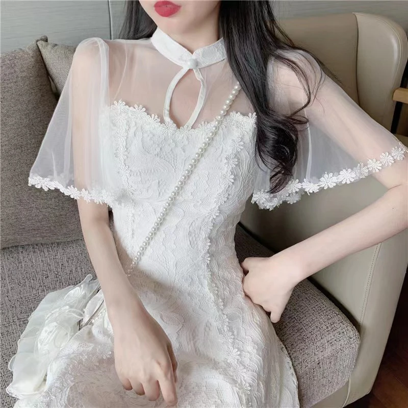 Shoulder White Lace Improved Cheongsam Dress Middle-aged Age-reducing Mini Embroidered Lace Dress for Women
Shoulder White Lace Improved Cheongsam Dress Middle-aged Age-reducing Mini Embroidered Lace Dress for Women