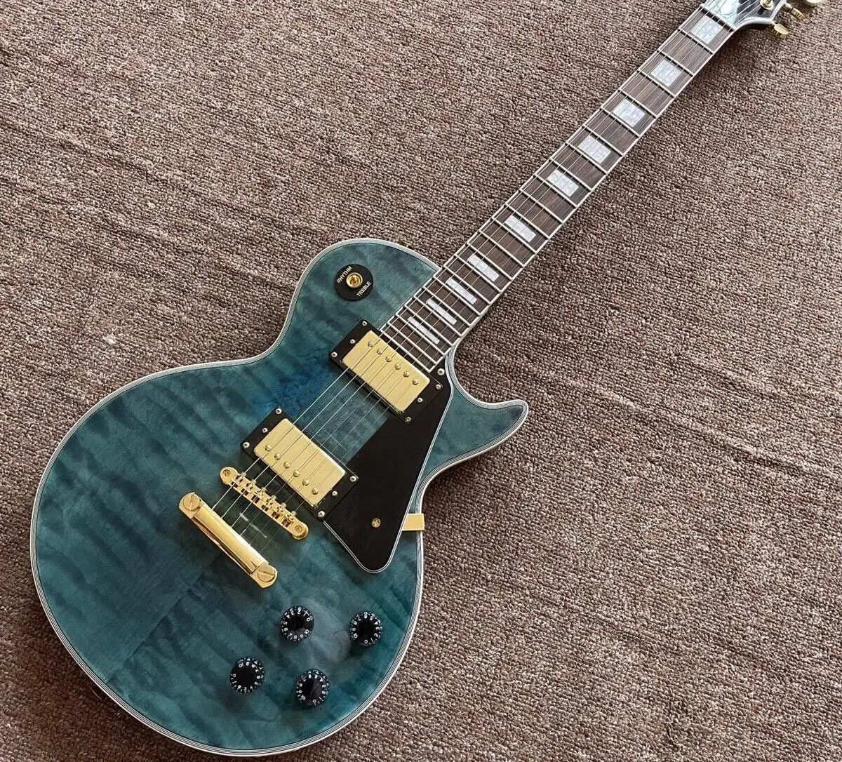 Электрическая гитара Blue LP, персиковый цвет, сердце, шея, роза, деревянная фингерборд 
Электрическая гитара Blue LP, персиковый цвет, сердце, шея, роза, деревянная фингерборд