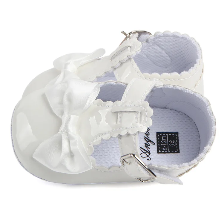 Обувь для новорожденных в стиле ретро; Простая однотонная кожаная нескользящая обувь на резиновой подошве для малышей; Мокасины; Zapatos De Bebe
Обувь для новорожденных в стиле ретро; Простая однотонная кожаная нескользящая обувь на резиновой подошве для малышей; Мокасины; Zapatos De Bebe