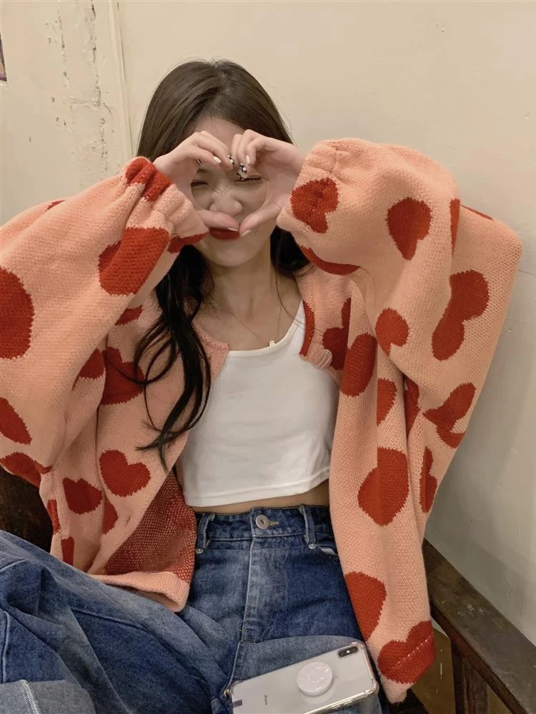 Deeptown Kawaii Heart Pink Cardigan Women Harajuku Sweet Knitted Oversized Sweater Cute Loose Casual All-match Y2K Tops Fashion
Deeptown Kawaii Heart Pink Cardigan Women Harajuku Sweet Knitted Oversized Sweater Cute Loose Casual All-match Y2K Tops Fashion