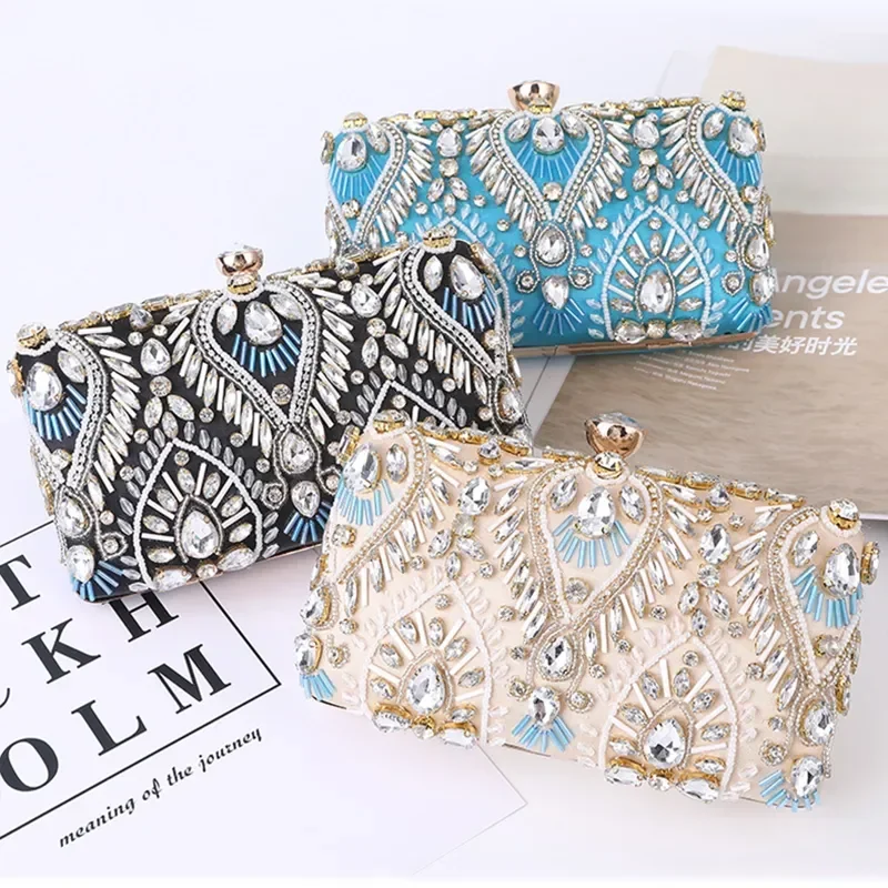 Clutch Female Chain Beaded Handbags Purse Clutches ZD1234 Exquisite Pearls Shouler Bags Luxury Bag Wedding Diamond Rhinestone
Clutch Female Chain Beaded Handbags Purse Clutches ZD1234 Exquisite Pearls Shouler Bags Luxury Bag Wedding Diamond Rhinestone