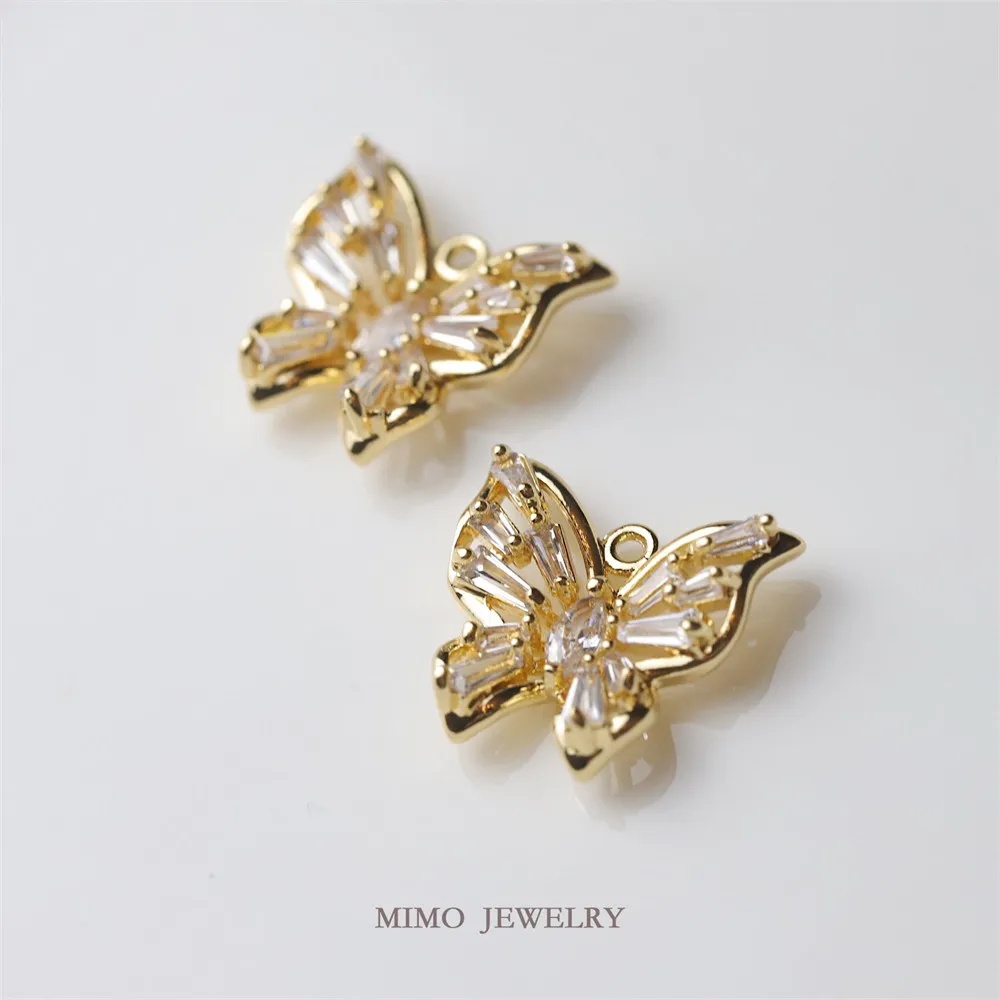 Color Preserving Copper Plated Real Gold Hollow Out Microinlaid Zirconia Exquisite 3D Butterfly Handmade DIY Pendant
Color Preserving Copper Plated Real Gold Hollow Out Microinlaid Zirconia Exquisite 3D Butterfly Handmade DIY Pendant