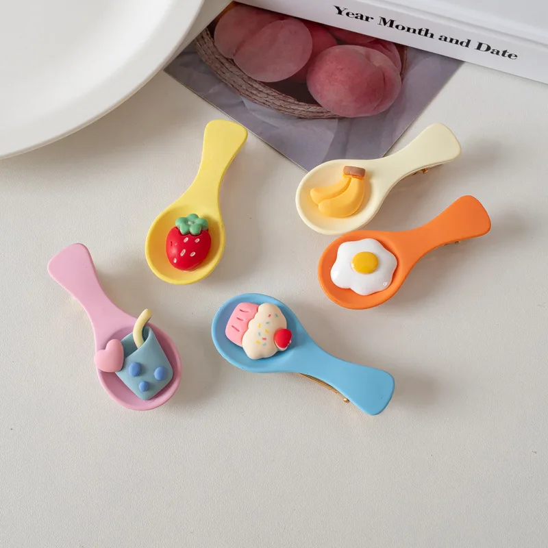 5 PCS Cute Cartoon Clip Closure Clip Imitation Strawberry Egg Clip Funny Fixed Clip Spoon Shaped Decorative Clip
5 PCS Cute Cartoon Clip Closure Clip Imitation Strawberry Egg Clip Funny Fixed Clip Spoon Shaped Decorative Clip