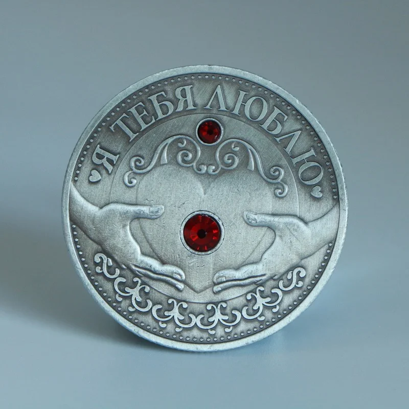 Russian diamond-encrusted hand holding love coin lucky love commemorative coin copy coin
Russian diamond-encrusted hand holding love coin lucky love commemorative coin copy coin