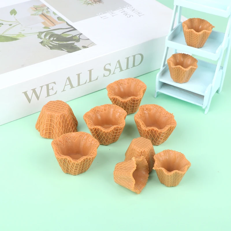 5Pcs 1:6 Dollhouse Miniature Baking Mold Cake Mold Ice Cream Mold Baking Tools Model Kitchen Decor Toy Doll House Accessories
5Pcs 1:6 Dollhouse Miniature Baking Mold Cake Mold Ice Cream Mold Baking Tools Model Kitchen Decor Toy Doll House Accessories