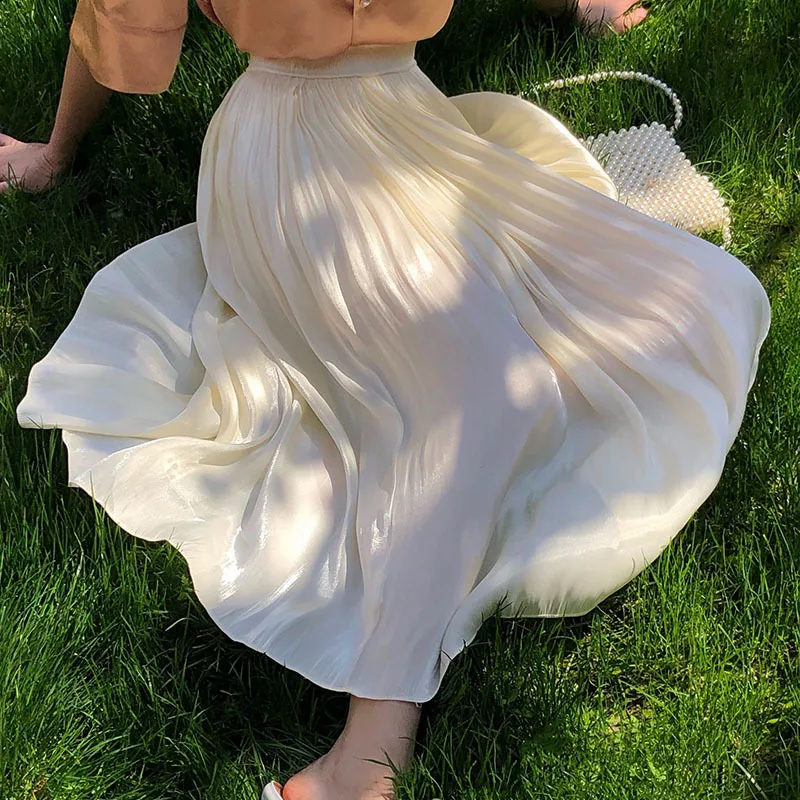 Summer Long Satin Skirt Women 2022 New Trendy Office Dress Female Solid Color A-line Silk Pleated Water Wave Luminous Overskirts
Summer Long Satin Skirt Women 2022 New Trendy Office Dress Female Solid Color A-line Silk Pleated Water Wave Luminous Overskirts