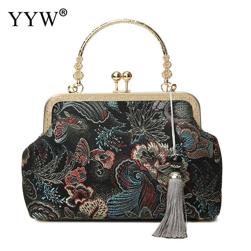 New Vintage Designer Floral Clutch Bags Pure Handmade Bag Fringe Chain Women Shoulder Crossbody Bag Female Clutch Women Handbags
New Vintage Designer Floral Clutch Bags Pure Handmade Bag Fringe Chain Women Shoulder Crossbody Bag Female Clutch Women Handbags