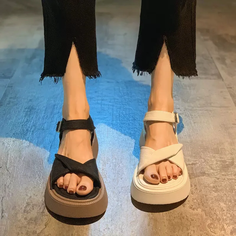 Sandals Women's 2022 Summer New Sponge Cake Women's High-heeled Fashion All-match Thick-soled Beach Shoes Zapatos Mujer
Sandals Women's 2022 Summer New Sponge Cake Women's High-heeled Fashion All-match Thick-soled Beach Shoes Zapatos Mujer