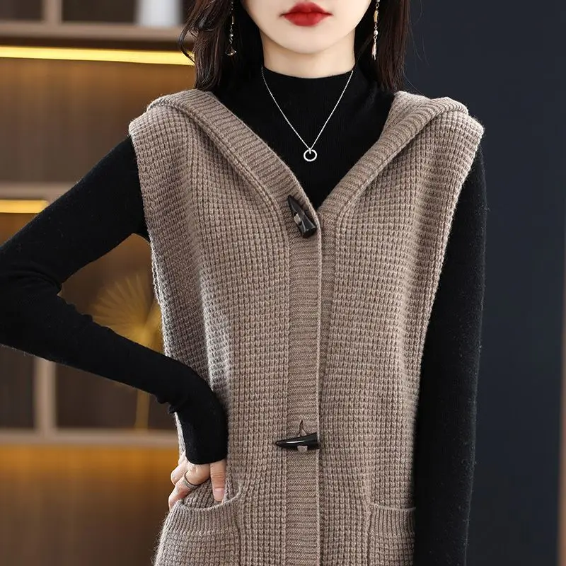 

Autumn Winter Hooded Knitted Sweater Vest Casual Horn Button Female Clothing Stylish Pockets Spliced Sleeveless Loose Cardigan