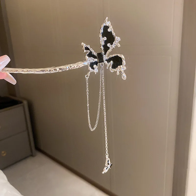 Minar Chic Irregular Black Color Butterfly Long Tassel Hair Sticks for Women Spark Rhinestones Metallic Wings Hair Accessories
Minar Chic Irregular Black Color Butterfly Long Tassel Hair Sticks for Women Spark Rhinestones Metallic Wings Hair Accessories