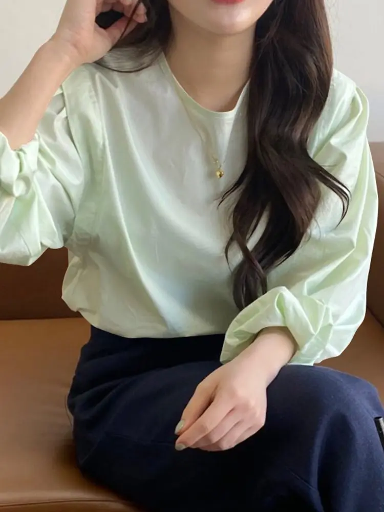 Lady Office Shirts VONDA 2022 Women Vintage Ruffled Shirts Solid Color Blouse Blusas Casual Puff Sleeve Casual Tops Femininas
Lady Office Shirts VONDA 2022 Women Vintage Ruffled Shirts Solid Color Blouse Blusas Casual Puff Sleeve Casual Tops Femininas
