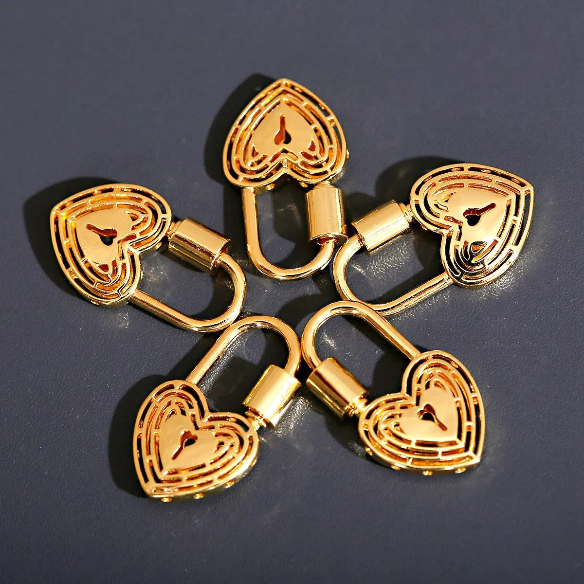 Fashion Gold Color Heart Lock Hook Clasp Trendy Copper Jewelry Accessories For DIY Necklace Bracelets Findings
Fashion Gold Color Heart Lock Hook Clasp Trendy Copper Jewelry Accessories For DIY Necklace Bracelets Findings
