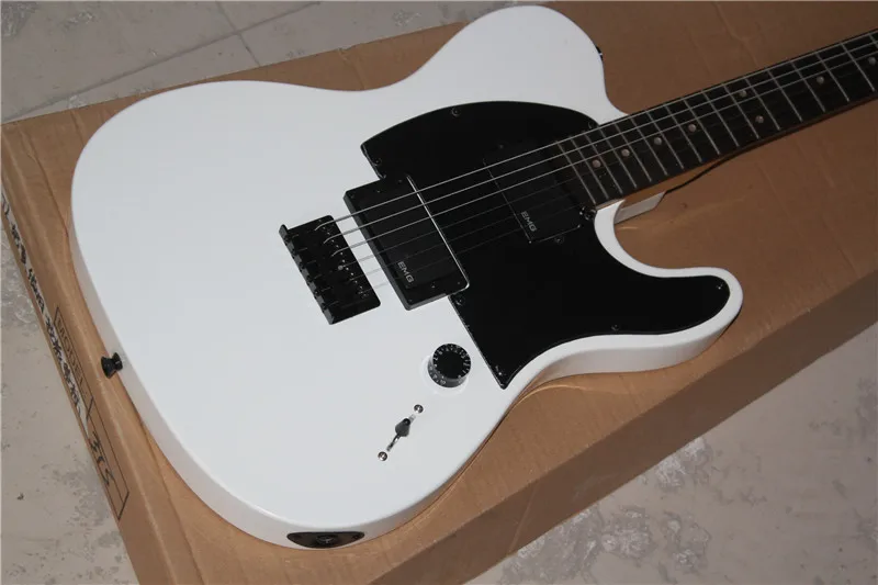 Chinese guitar factory custom new TL white guitar black pickguard high quality Black hardware free shipping 01
Chinese guitar factory custom new TL white guitar black pickguard high quality Black hardware free shipping 01